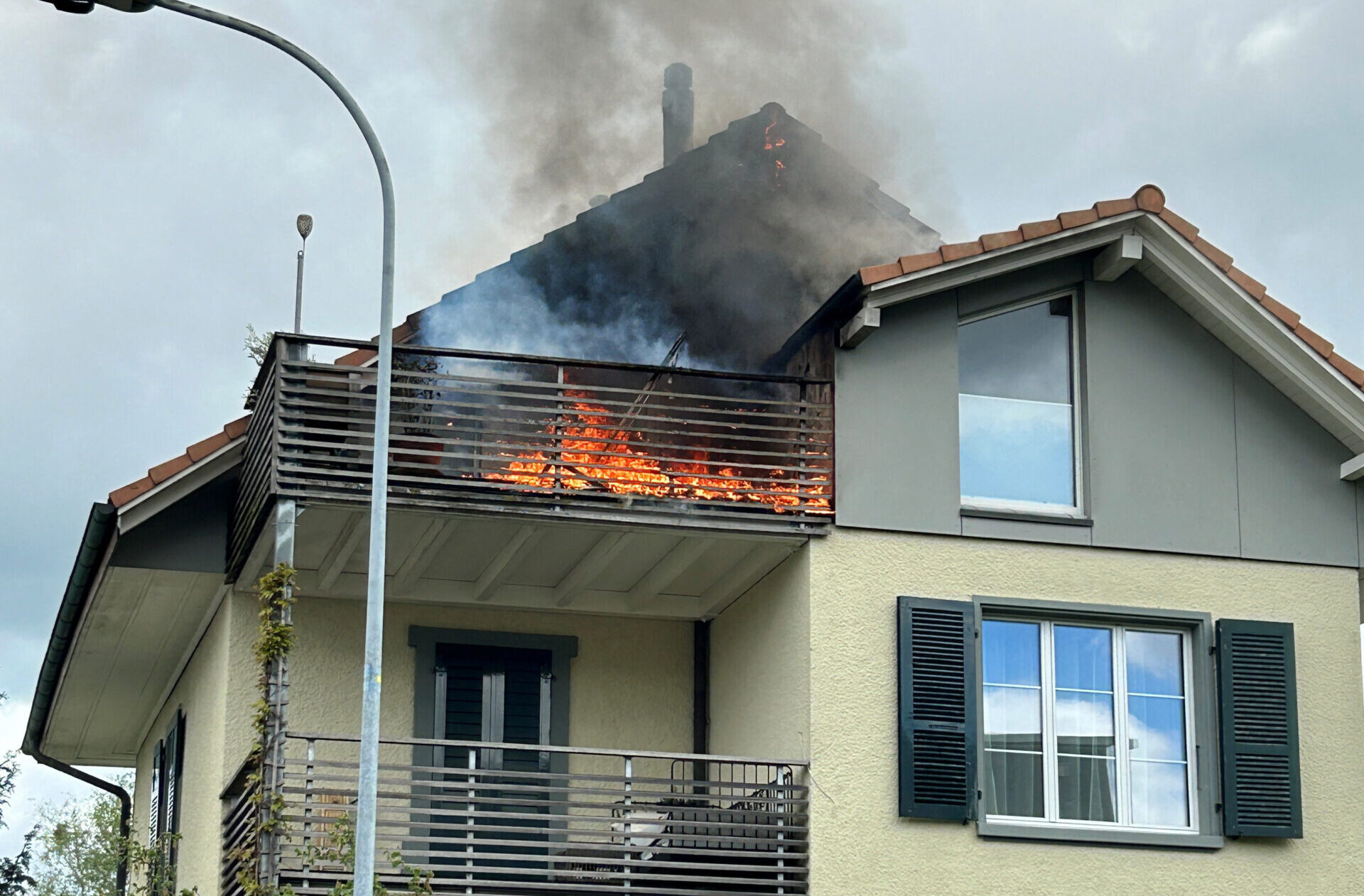 Münsingen BE - Brand in einem Einfamilienhaus