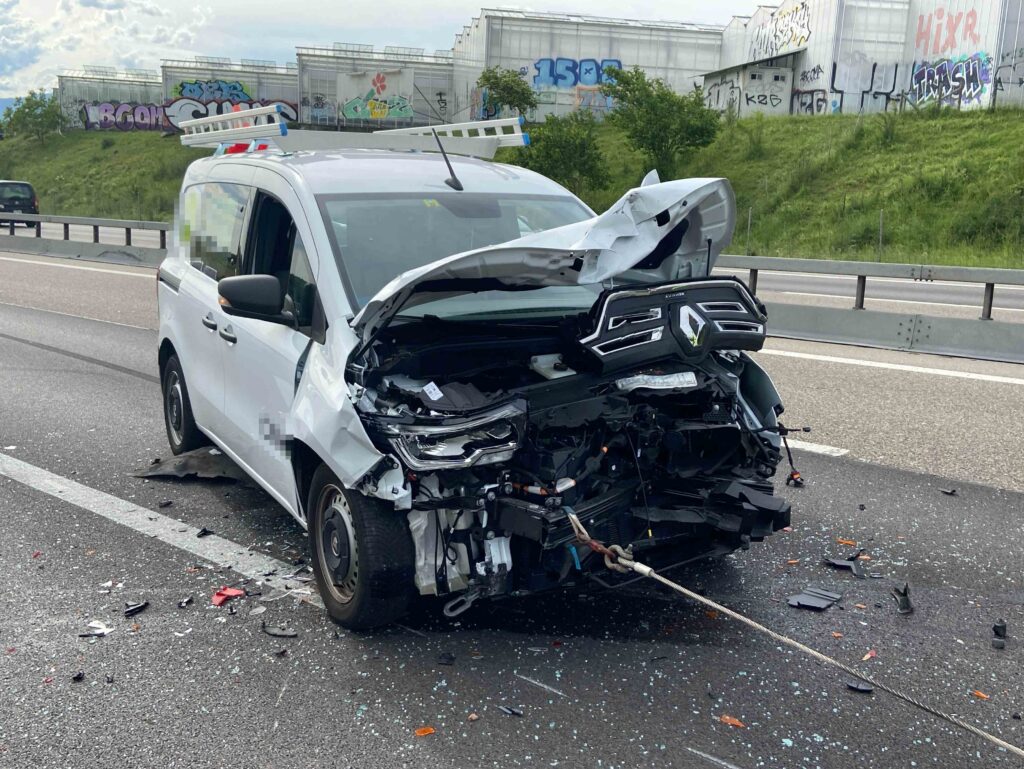 Unfall A1 Wiedlisbach SO