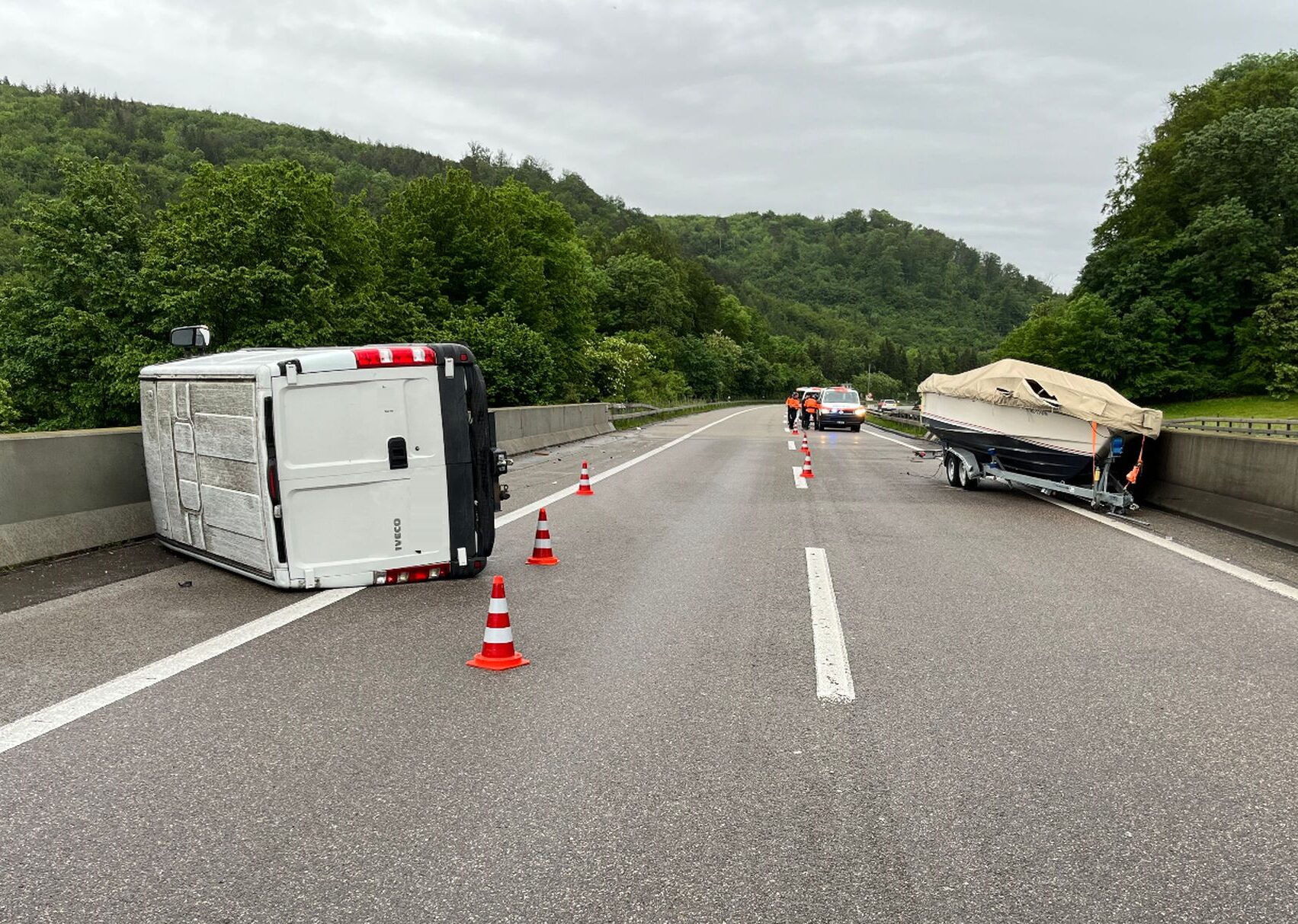 Unfall auf de A2 in Arisdorf