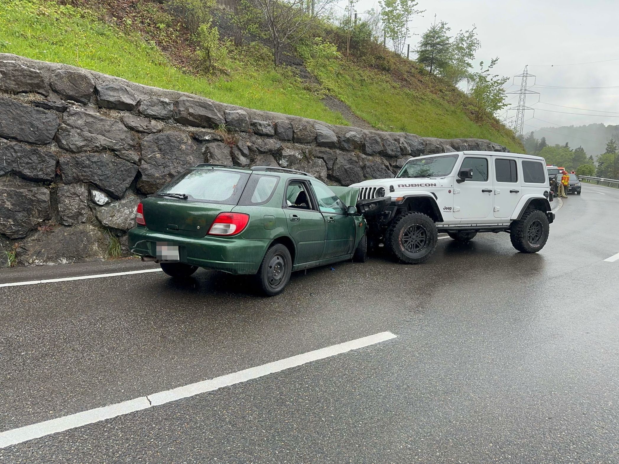 Jeep und Subaru verunfallt in Speicherschwendi