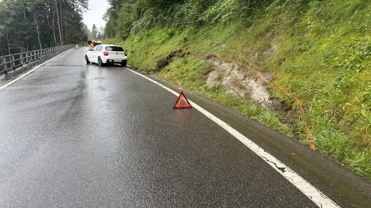 Selbstunfall in Reute: Autofahrer alkoholisiert