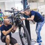 Refurbished E-Bikes im Dienstradleasing: Rebike und BusinessBike schaffen nachhaltigen Kreislauf