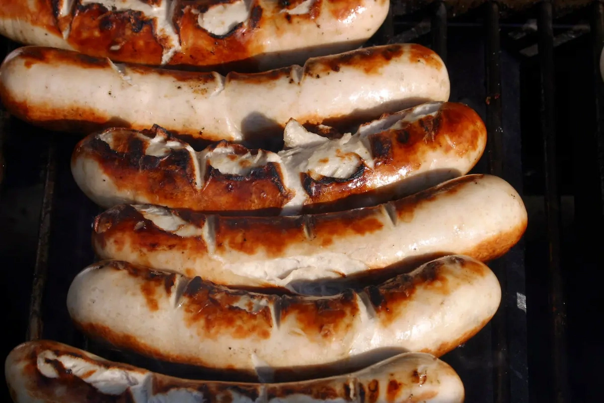 PFAS-Skandal in St. Gallen: Belastetes Fleisch trotz Verkaufsverbot im Handel