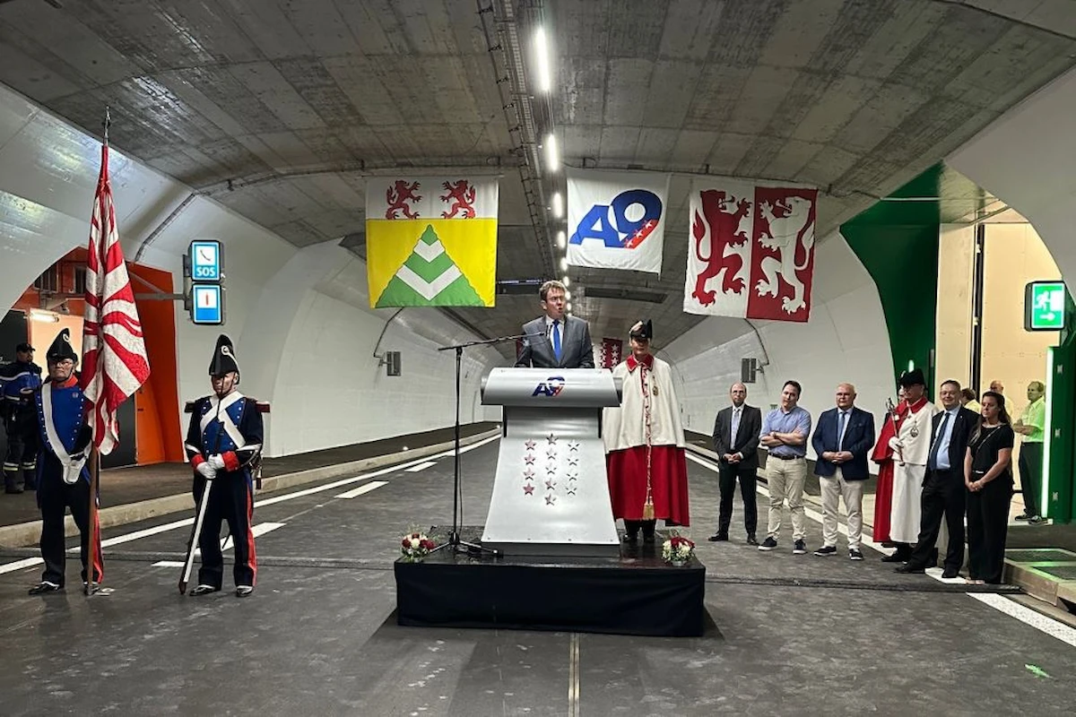 A9 VS: Südröhre des Tunnels Visp offiziell eröffnet
