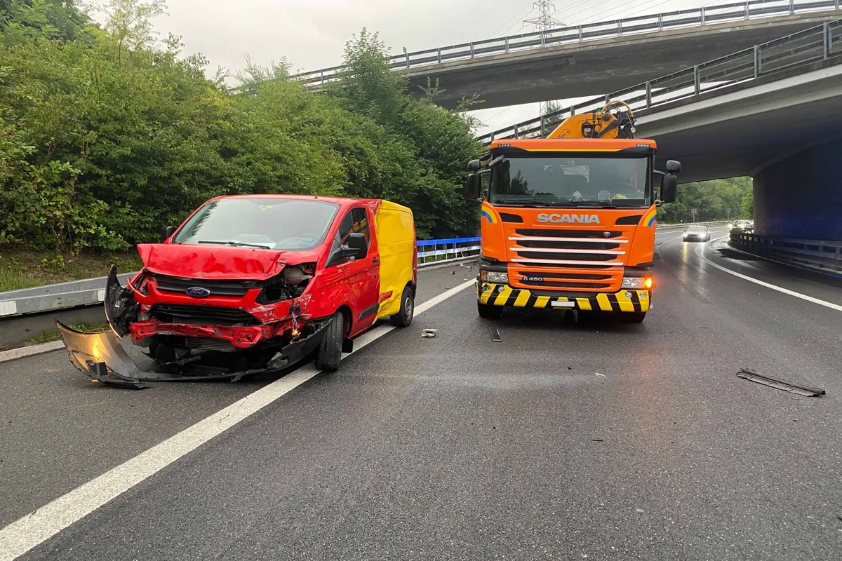 Zug: Verkehrsunfälle und Rauchentwicklung auf A14 & A4