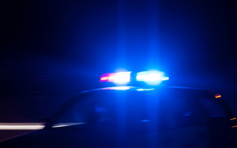 A2: Auto überschlägt sich bei Sankt Johann AT – vier Verletzte