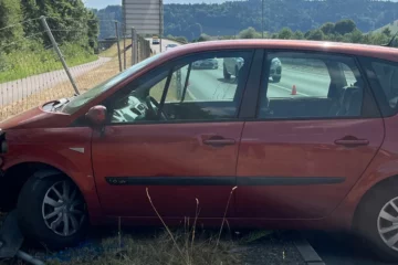 Altishofen LU: Auto touchiert Motorrad – Lenker verletzt