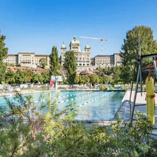 Rekord im Sommer 2025: Über 900’000 Gäste in Berner Freibädern