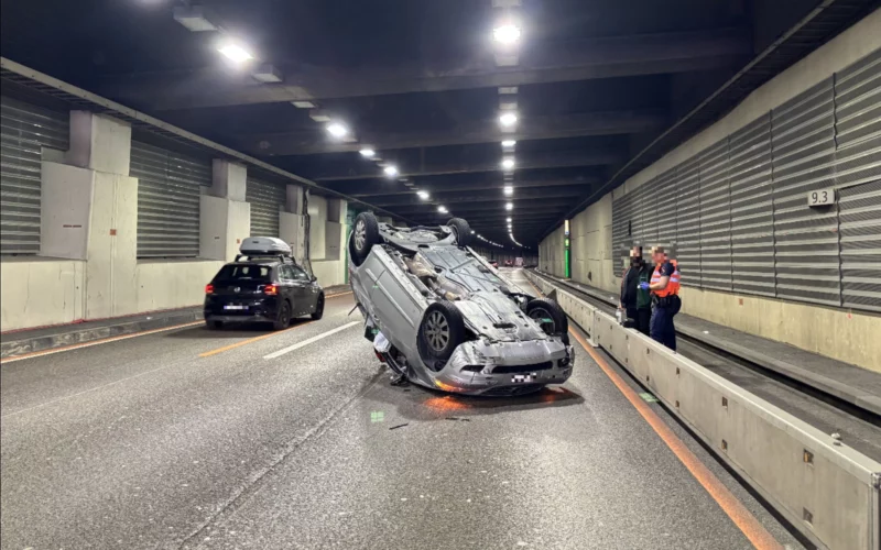 Tunnel-Drama auf der A2: Auto überschlägt sich bei Muttenz BL