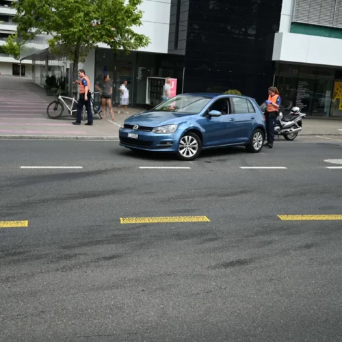 Verkehrsunfall in Rapperswil SG: Auto kollidiert mit Motorrad