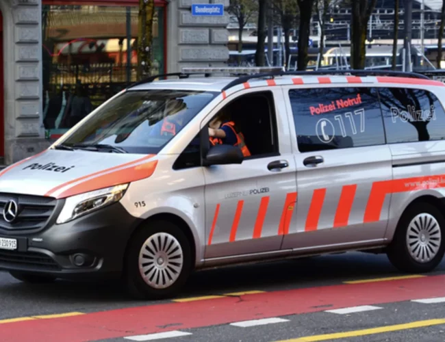Emmenbrücke LU: Motorradfahrer bei Auffahrunfall schwer verletzt