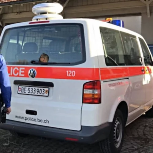 Gals BE: Zwei Schwerverletzte nach Frontalkollision auf der A20