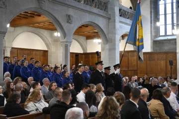 Zürich: 36 neue Polizistinnen und Polizisten vereidigt