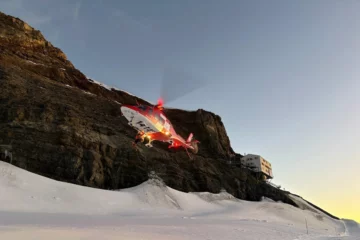 Eiger-Drama: Zwei Alpinisten nach Nacht in Felswand gerettet