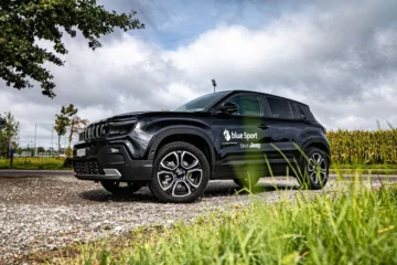 blue Sport verlängert Jeep®-Partnerschaft bis 2026