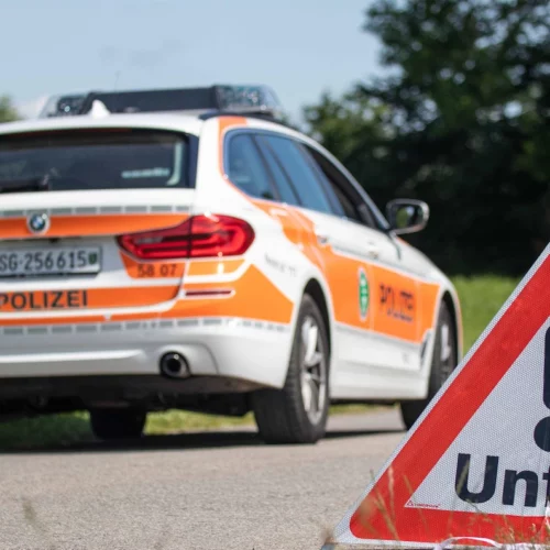 Lütisburg SG: Zwei E-Bikes kollidieren auf Brücke – beide Fahrer verletzt
