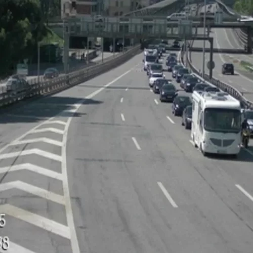 A2: Stau zwischen Chiasso-Centro TI und Grenzübergang Chiasso-Brogeda TI