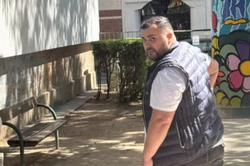 Wien (A): Öffentlichkeitsfahndung nach Messerangriff in Favoriten